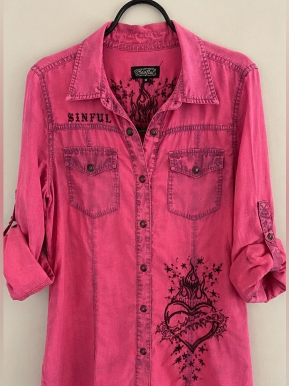 Sinful Pink Graphic Button Down Shirt Winged Heart Y2K Western Size m